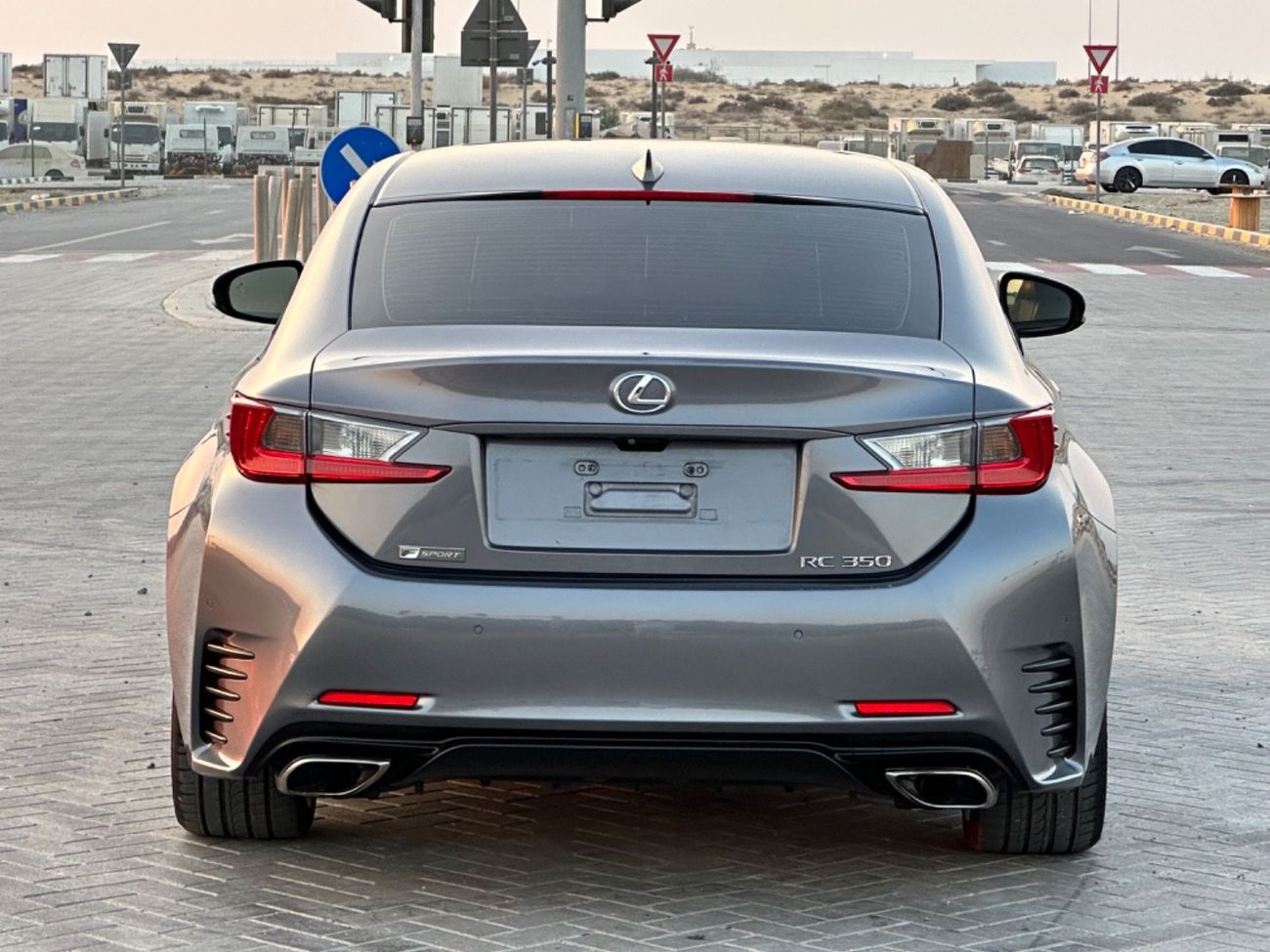 Lexus RC350 F-Sport 3.5L MODEL 2015 GCC CAR PERFECT CONDITION INSIDE AND OUTSIDE FULL OPTION SUN ROOF LEATHER SE