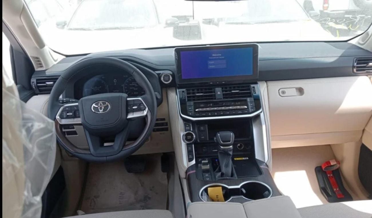 Toyota Land Cruiser VX 3.3L TOYOTA LAND CRUISER LC300 VX Plus 3.3L DIESEL AT MY2025