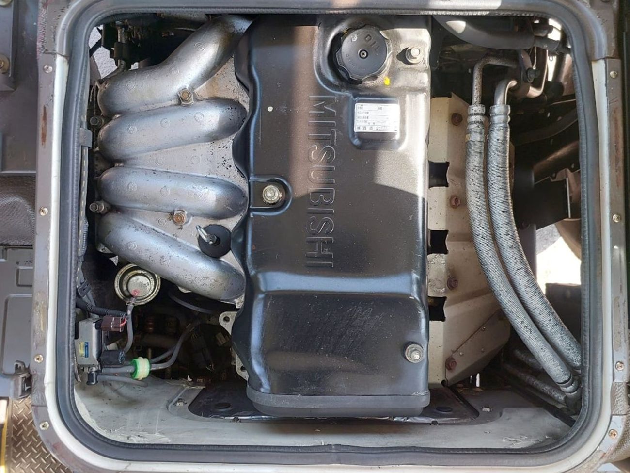 Mitsubishi Rosa MITSUBISHI ROSA BUS RHD 2004 MODEL 4.2L DIESEL MANUAL(PM00676)