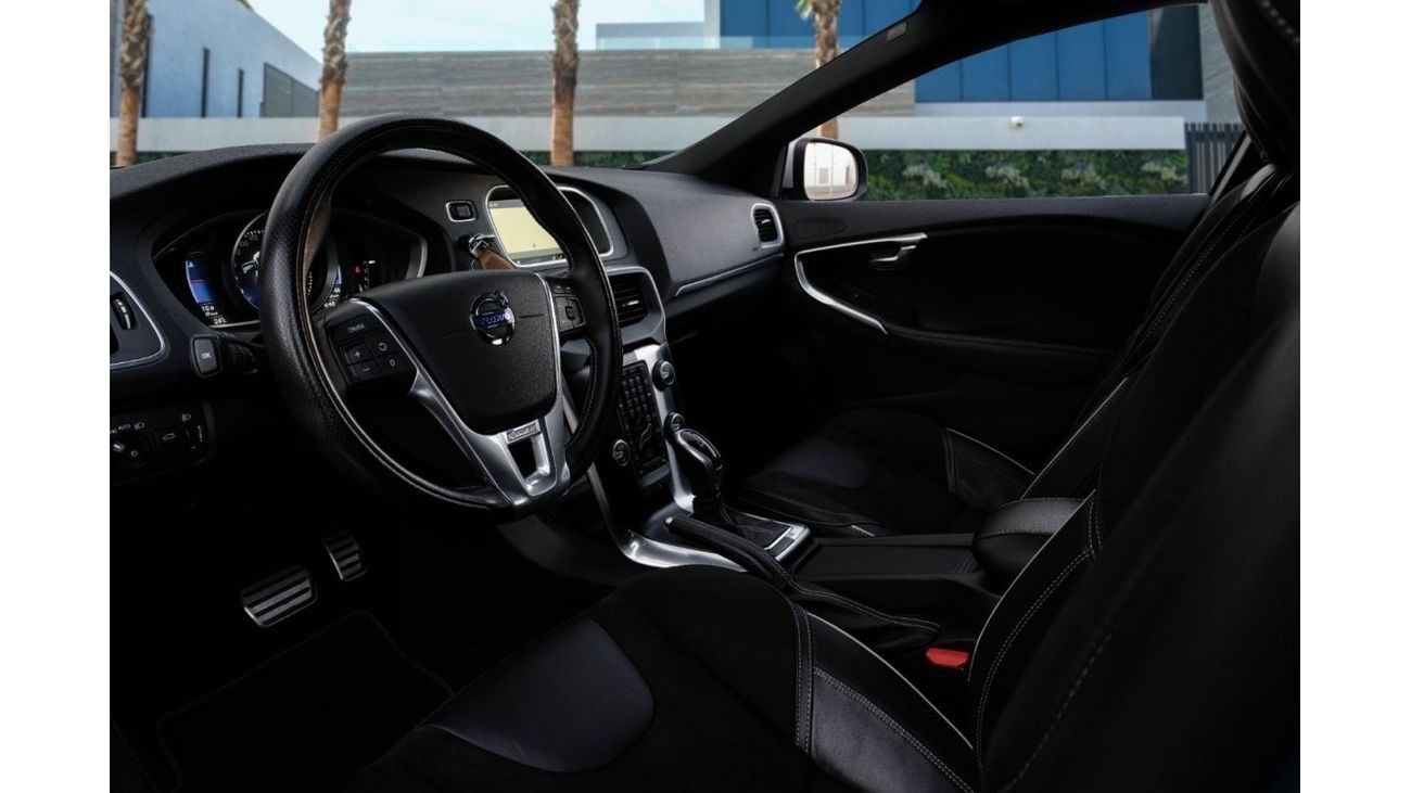 Volvo V40 R Design 40 T5  | 1,187 P.M (4 Years)⁣ | 0% Downpayment | Well Maintained