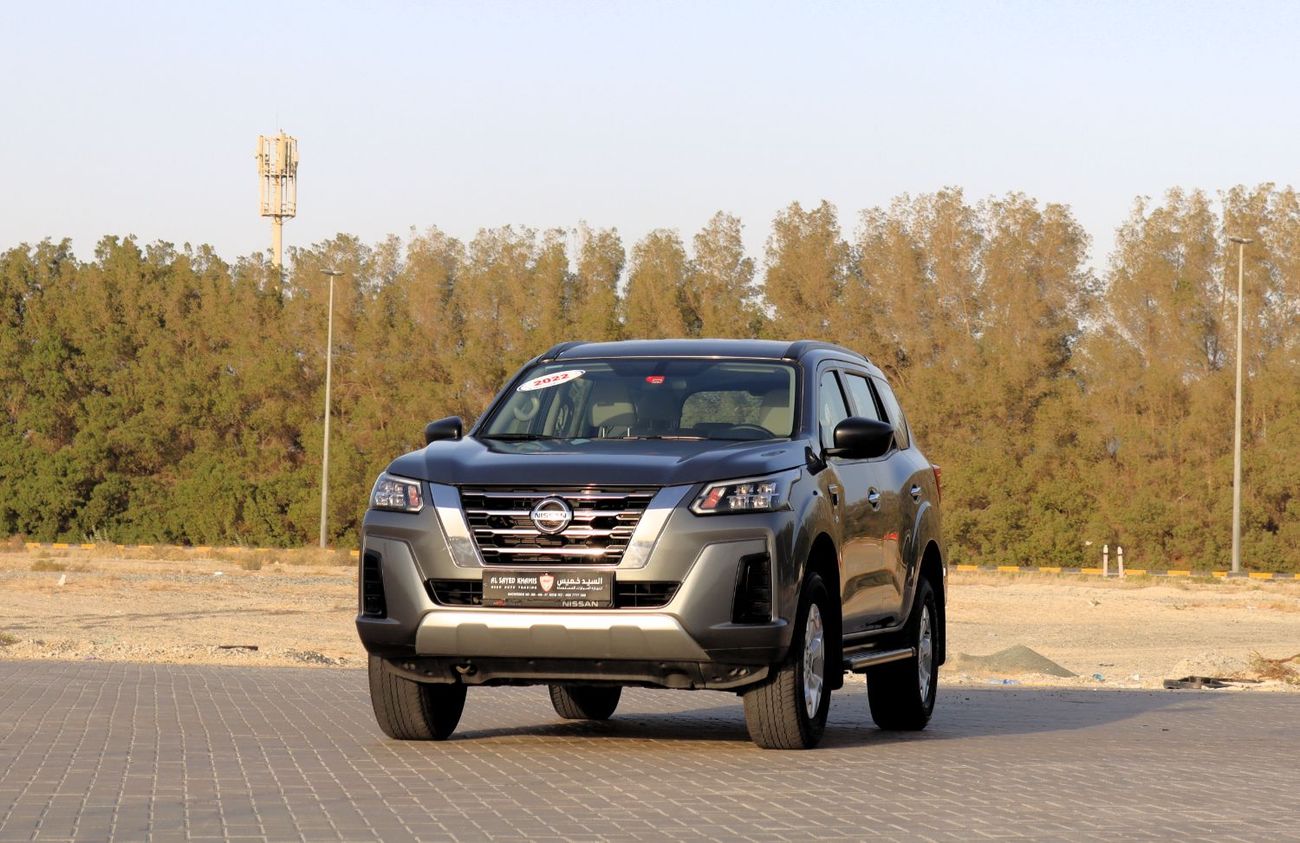 نيسان إكستيرا SE 2.5L RWD