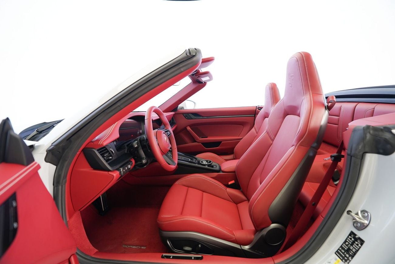 بورش 911 CARRERA GTS CABRIOLET