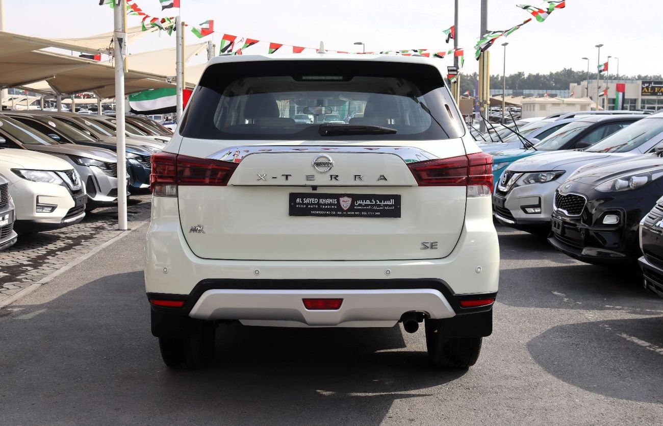 نيسان إكستيرا SE 2.5L RWD