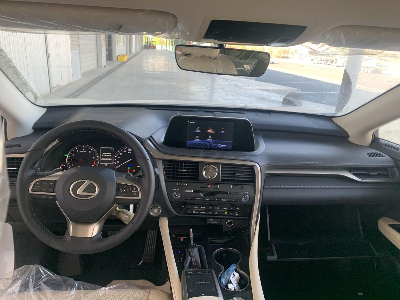 لكزس RX 350 Lexus RX350L 7- Seater 2022 For Local