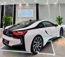 بي أم دبليو i8 STD LUXURY || GCC I| TOP RANGE I| FUTURISTIC DESIGN || CONDITION || LOW MILEAGE