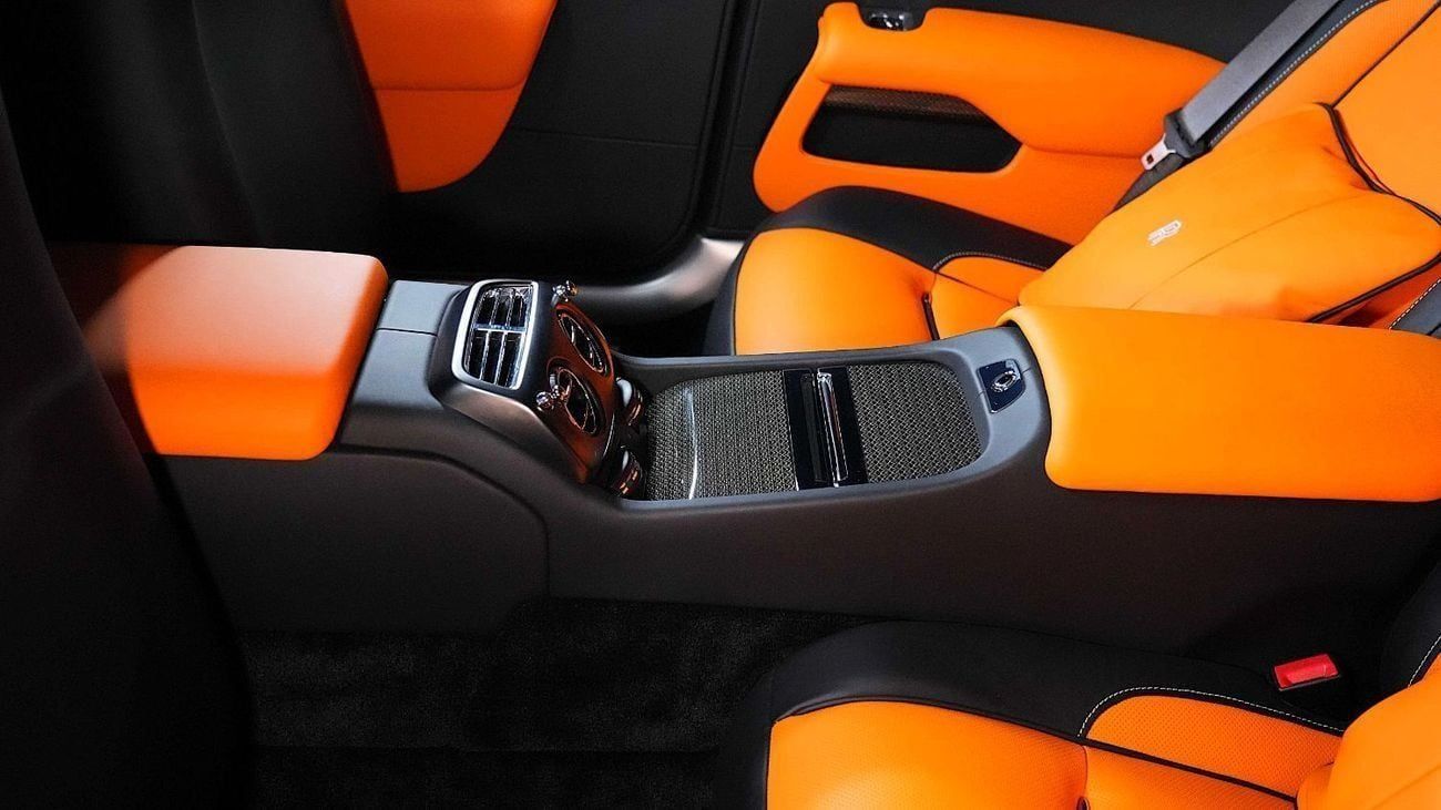 Rolls-Royce Onyx Wraith | LIMITED OFFER  | IMMACULATE CONDITION | BLACK BADGE | 624 HP | 3-YEAR WARRANTY AND SERVICE