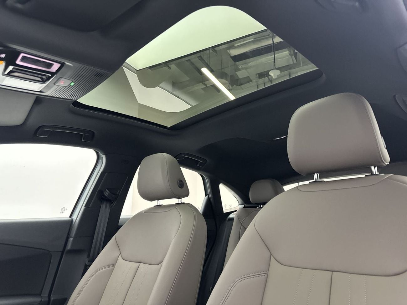 Audi Q3 Sportback TFSI quattro 204hp Premium Edition (Ref# 20639)