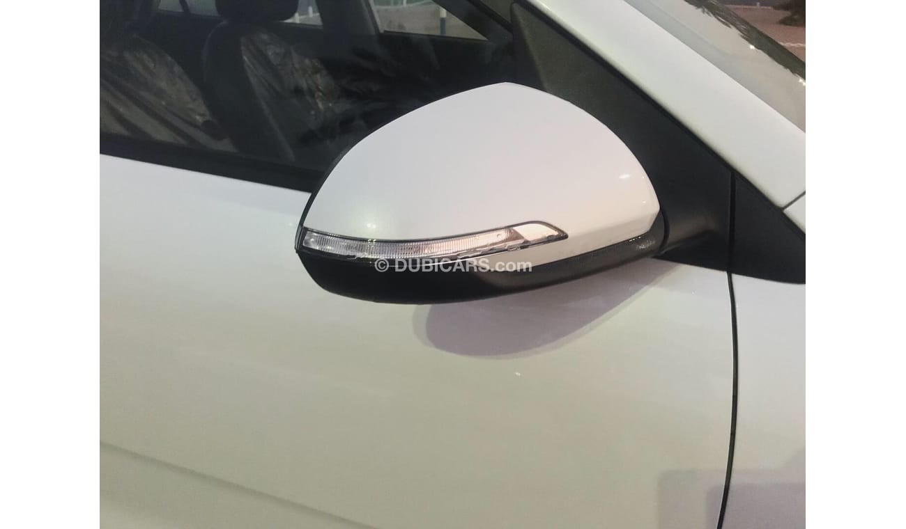 Kia Rio 1.4L with Power Sunroof