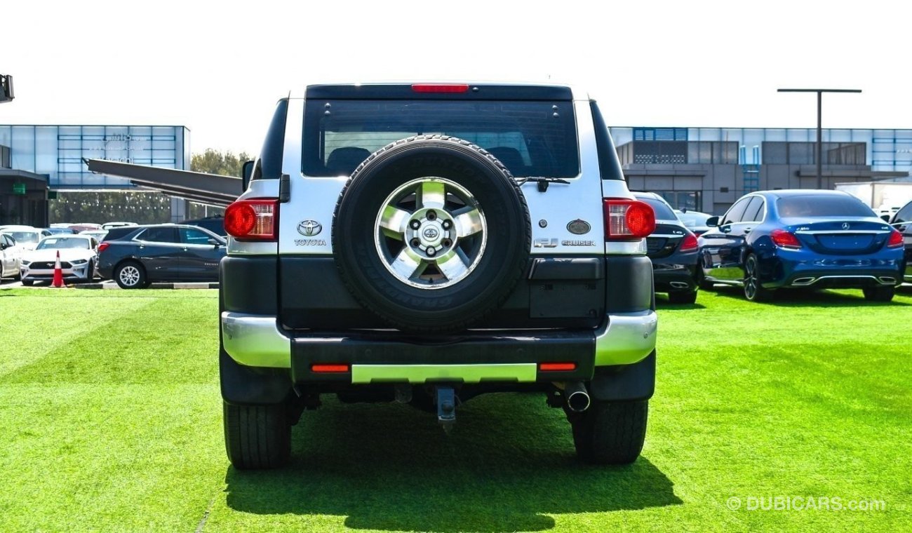 Toyota FJ Cruiser