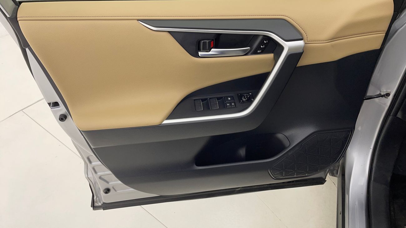 Toyota RAV4 VXR HEV 2.5 | Zero Down Payment | Home Test Drive