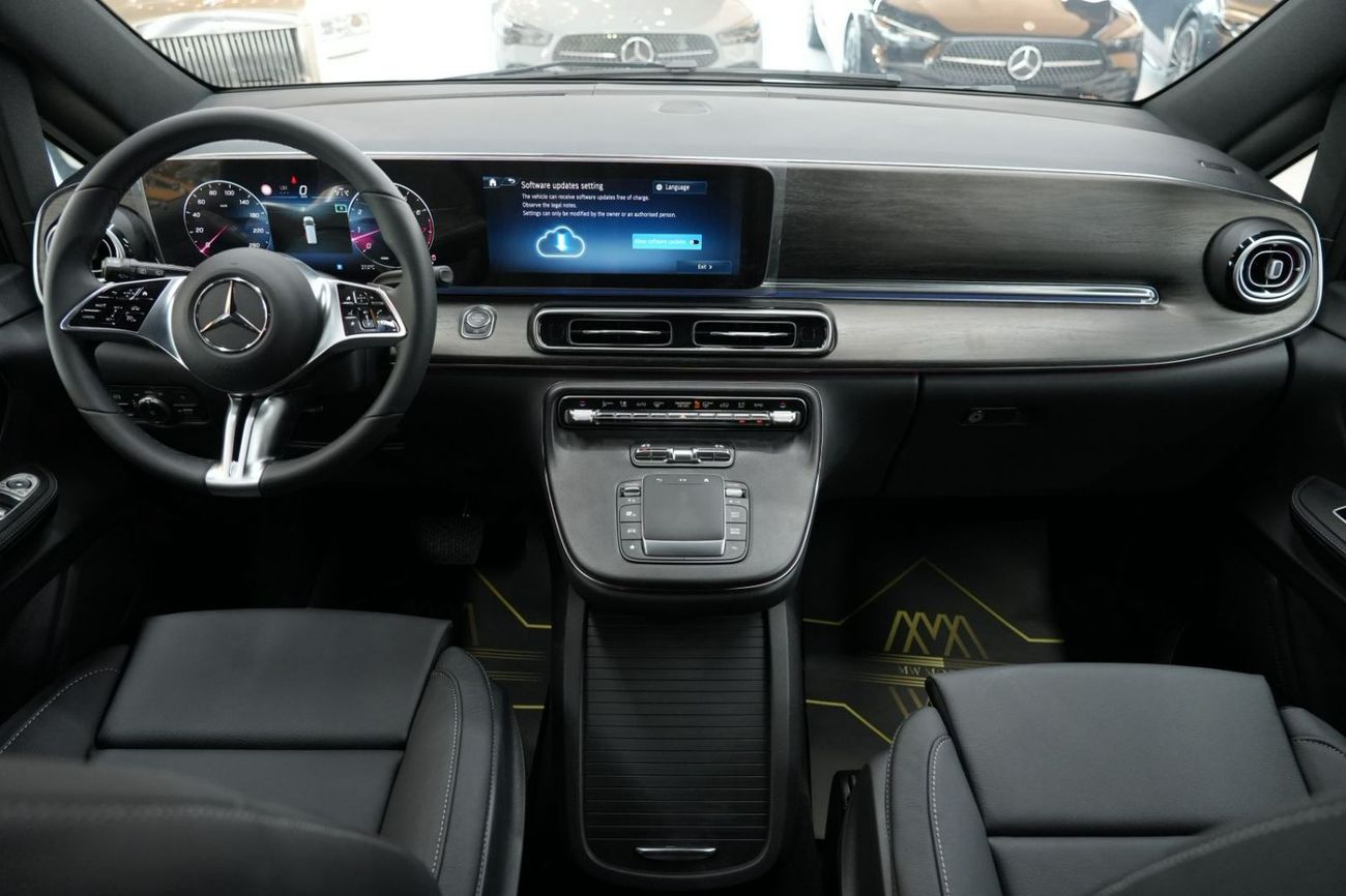 مرسيدس بنز V 300 ‏Mercedes-Benz V 300 AVANTGARDE | 2026 GCC 0km | Agency Warranty
