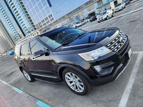 Ford Explorer Ford explorer limited 2016 GCC in a very good codition 78 thousand kilometers