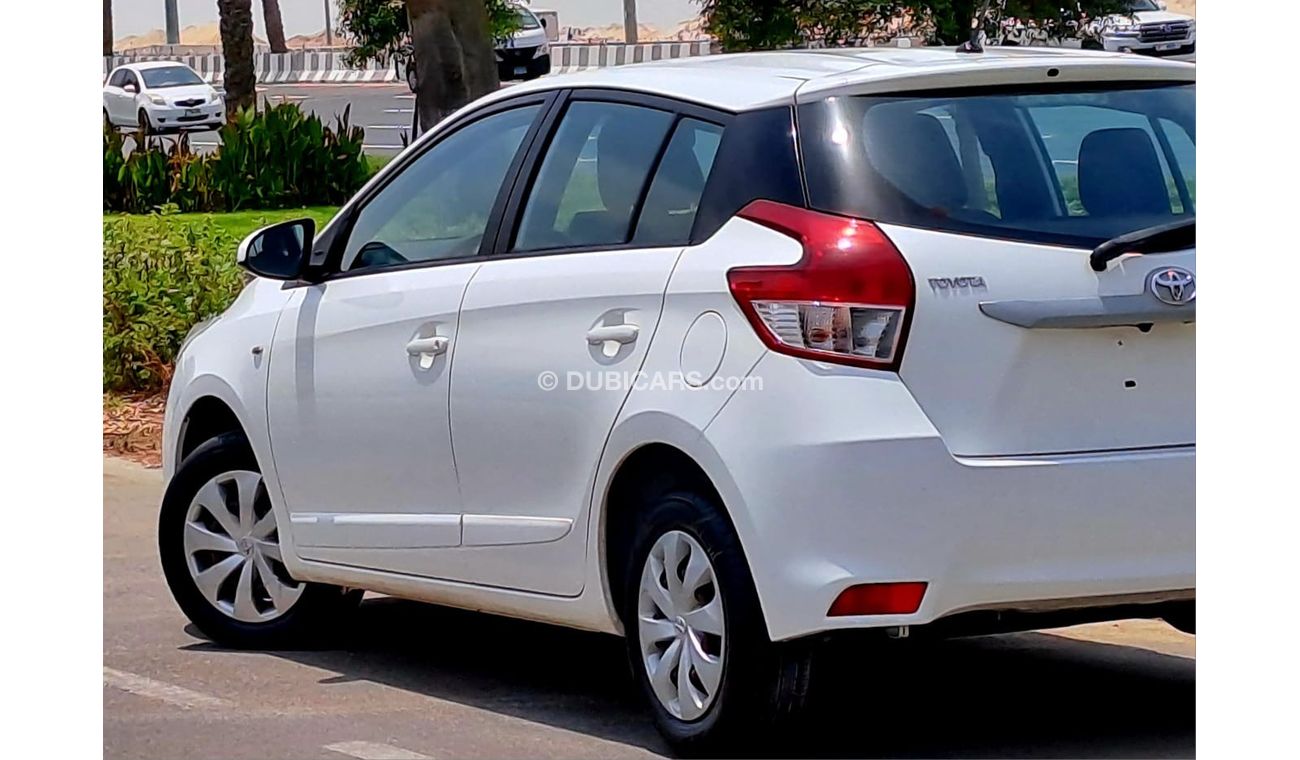 تويوتا يارس SE