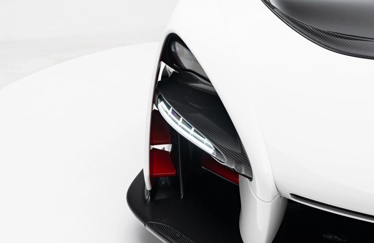 مكلارين سينا 4.0L V8 Twin-Turbocharged Engine