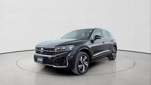 Volkswagen Touareg R-LINE | Guaranteed Warranty | 0 Down Payment
