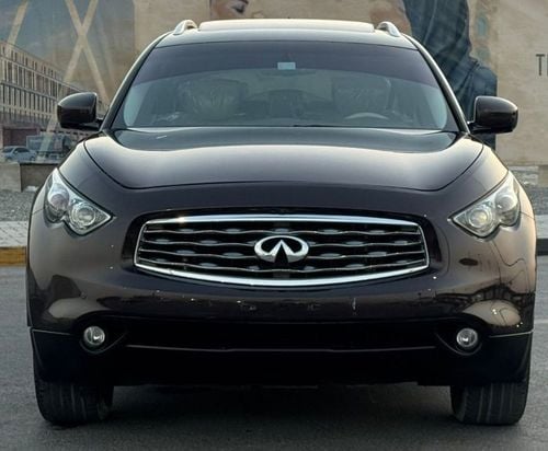 Infiniti FX35 fully ,5 cameras ,sunroof