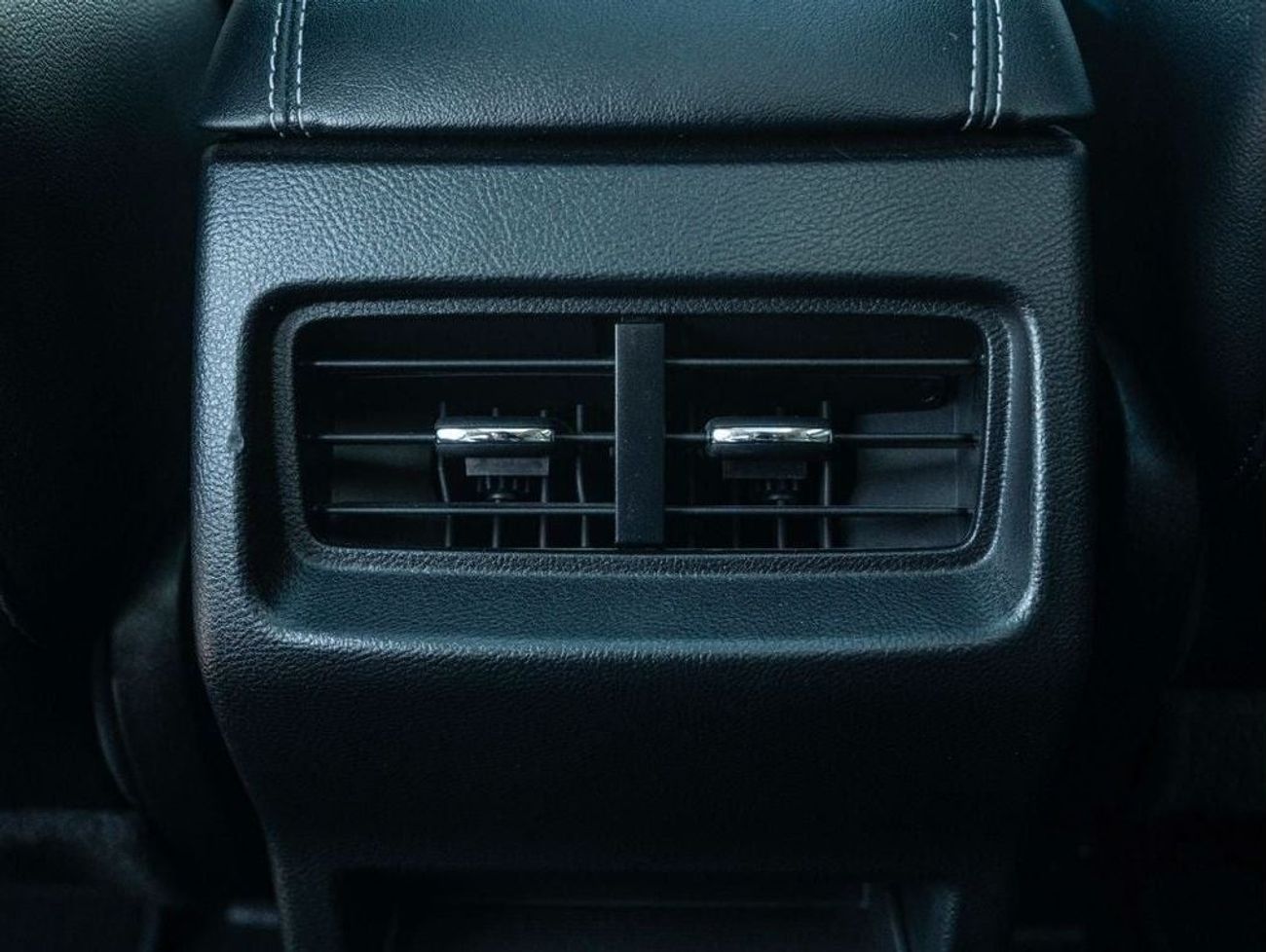 Ford Edge AED 1,573 PM • EDGE TITANIUM • ONLY 63,000 KM • FULL OFFICIAL FORD SERVICE HISTORY • FULLY LOADED