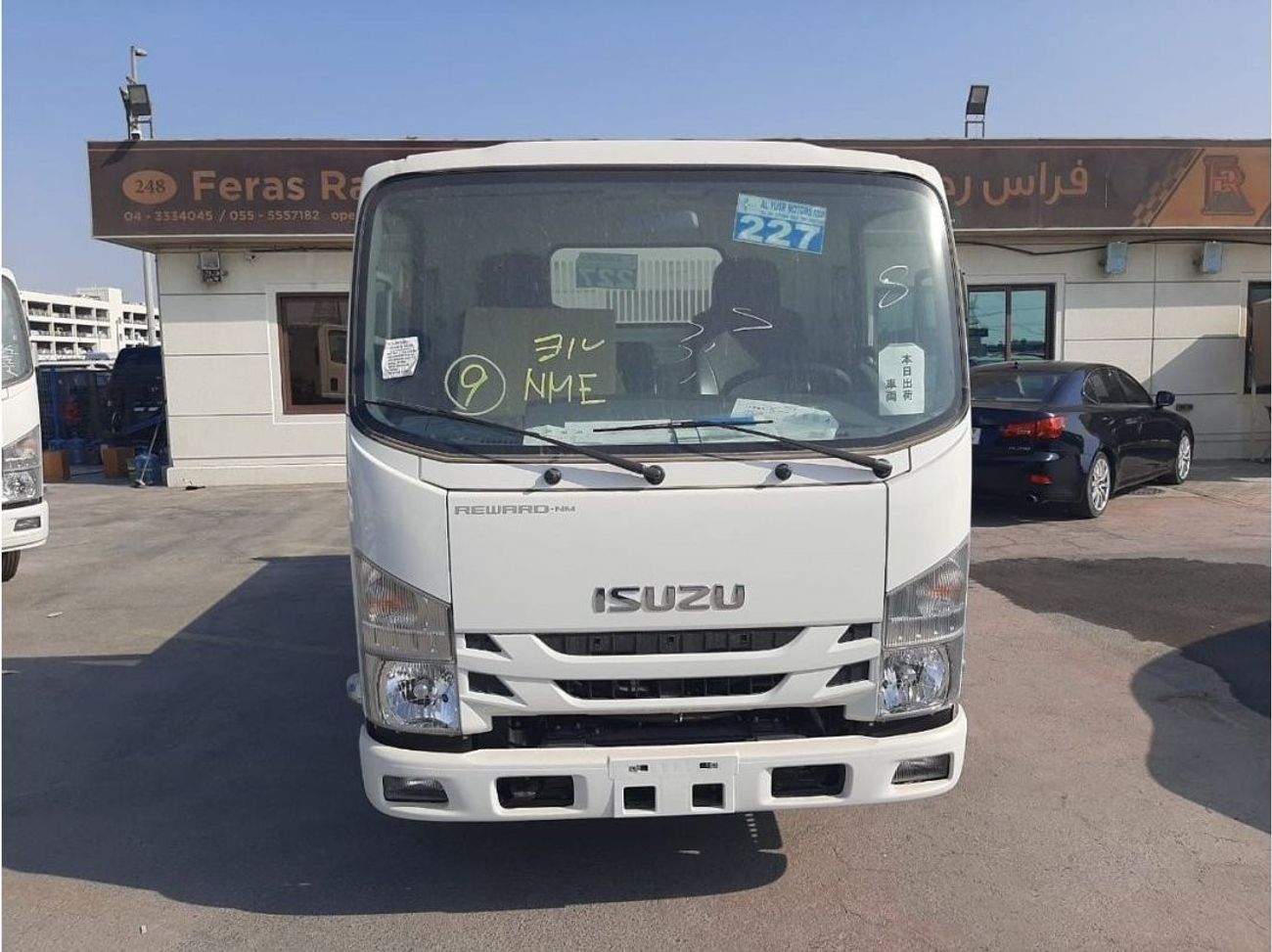 Isuzu NMR Isuzu Nmr Dumper