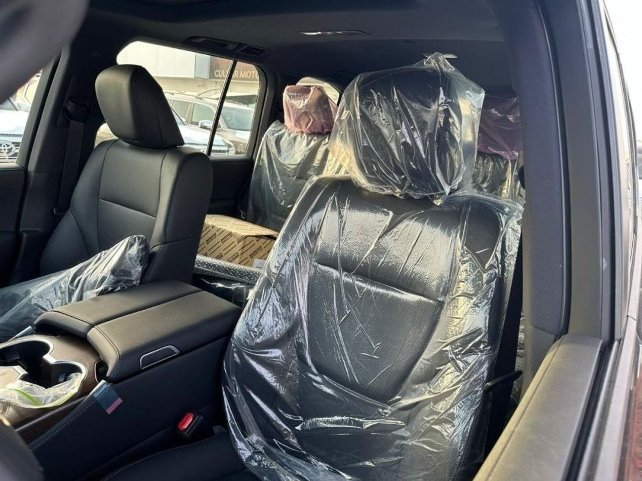 تويوتا لاند كروزر 3.3L DIESEL GXR TW TWIN TURBO AUTO TRANSMISSION