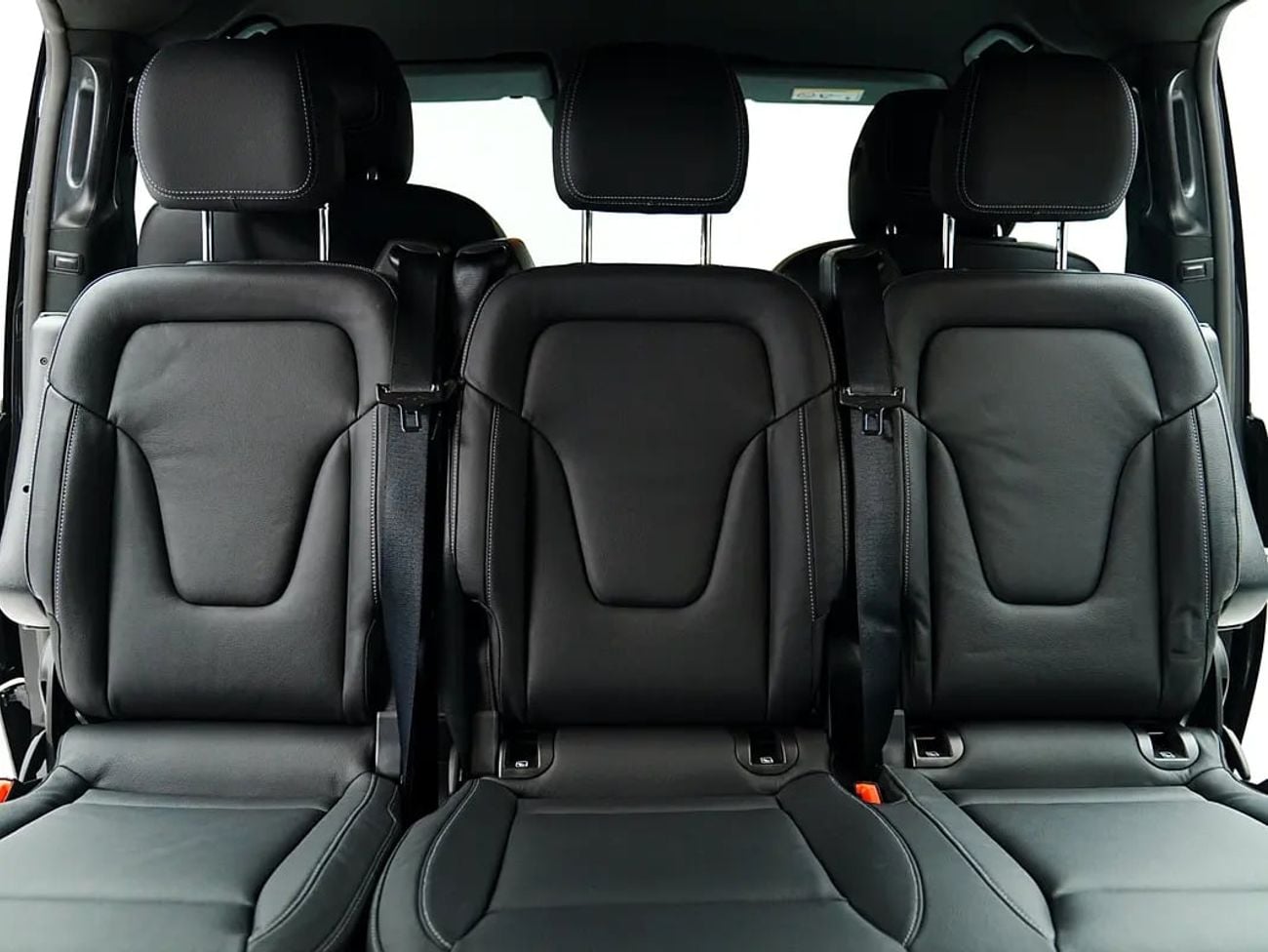 Mercedes Benz V300 AVANTGARDE Dealer WARRANTY | Executive Captain’s Seats | V300 AMG