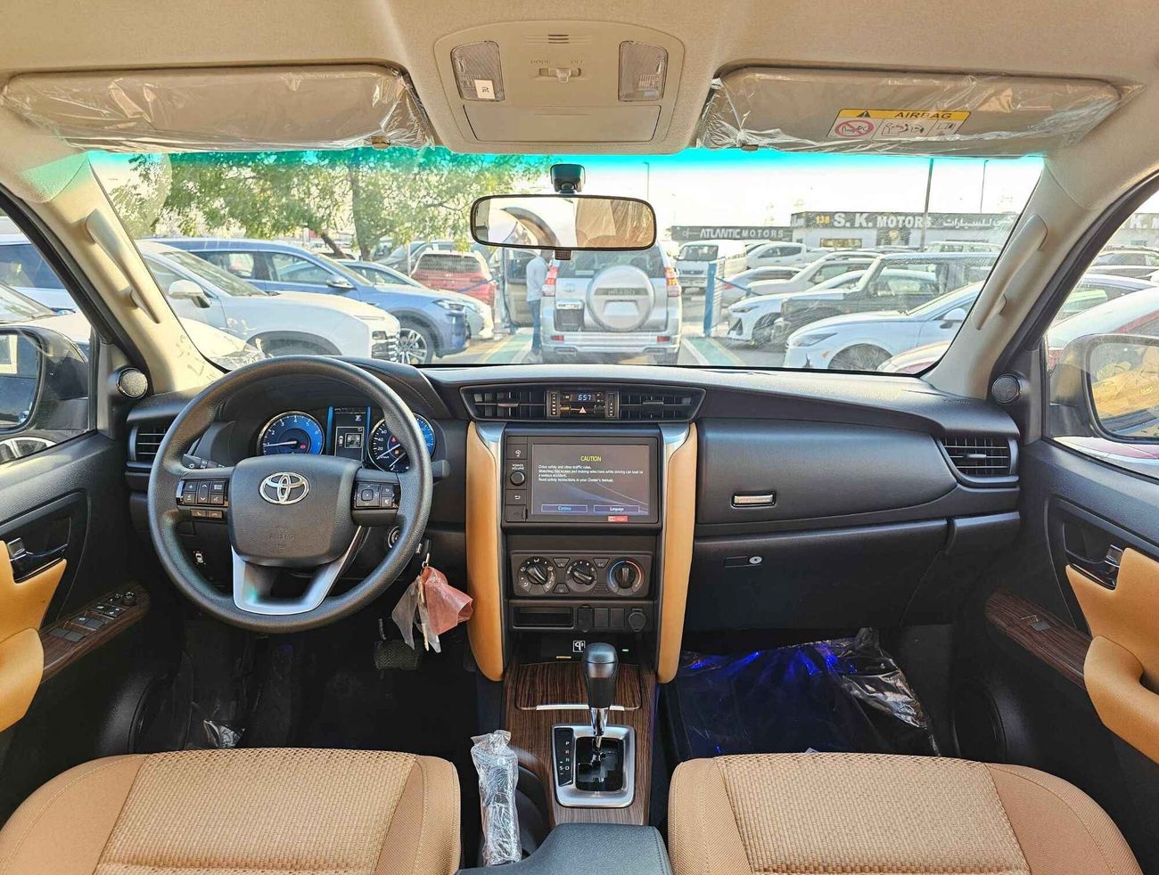 Toyota Fortuner 2.7L V4 PETROL /  STOCK AVAILABLE, LOWEST PRICE IN MARKET (CODE # 67969)