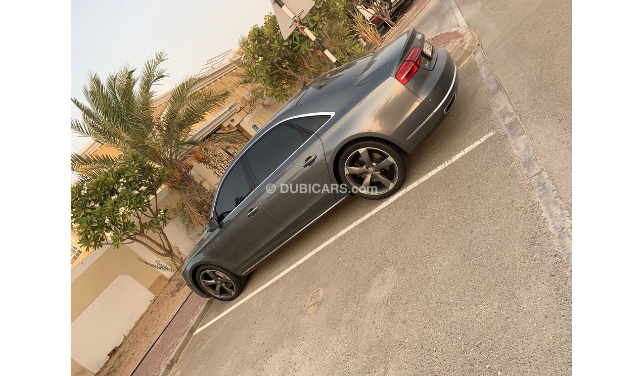 أودي A8 ‏Audi A8L-4.0L- 60 TFSI QUATTRO 2015