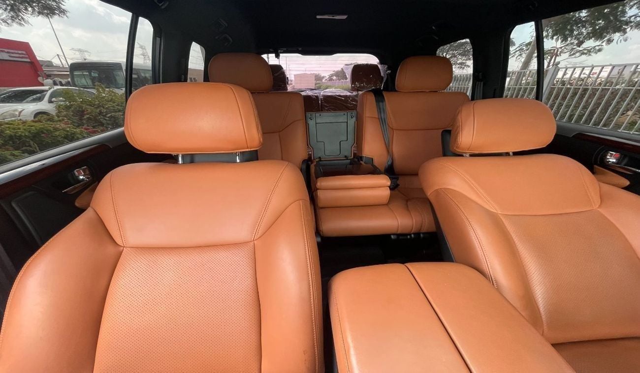 Lexus LX570 PLATINUM Prestige 5.7L