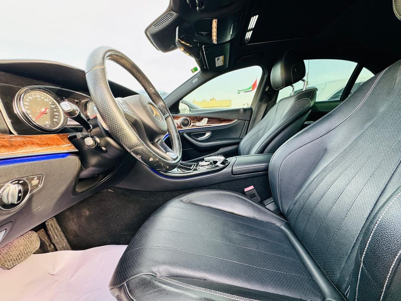 مرسيدس بنز E300