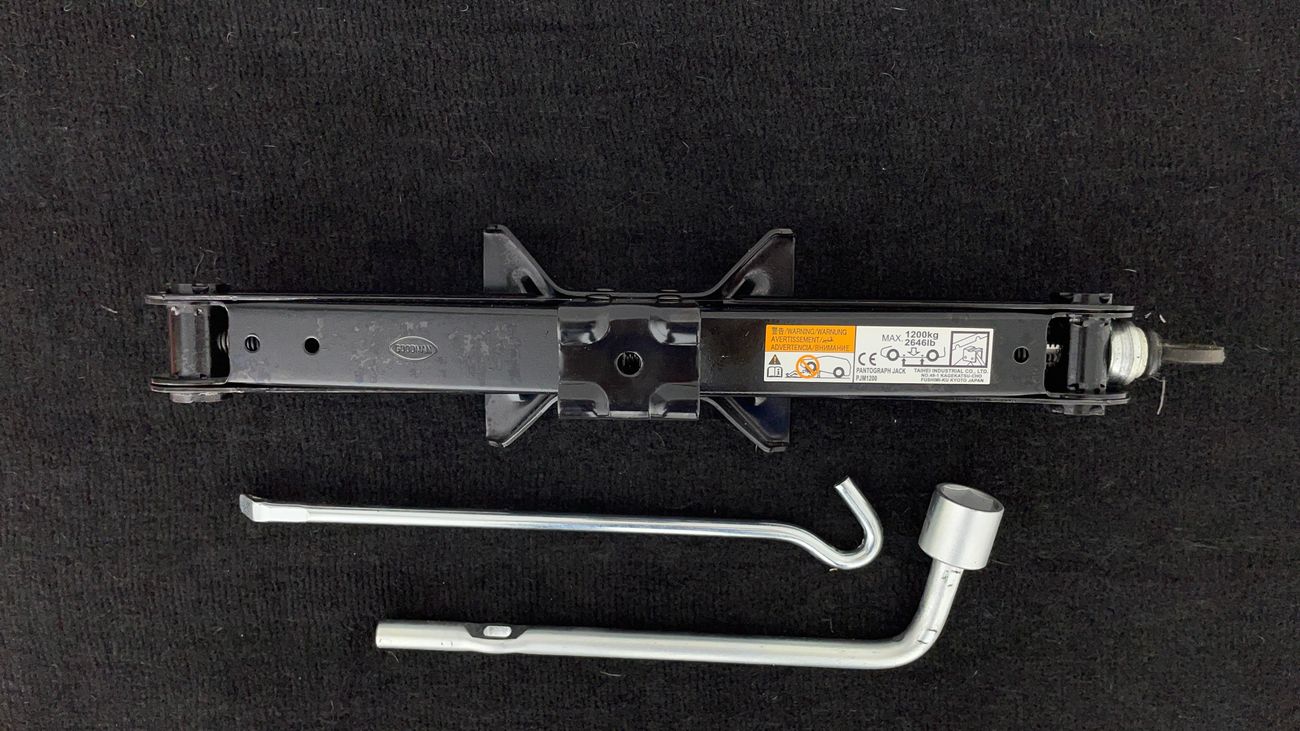 Mitsubishi Eclipse Cross GLX MID LINE 1.5 | Zero Down Payment | Free Home Test Drive