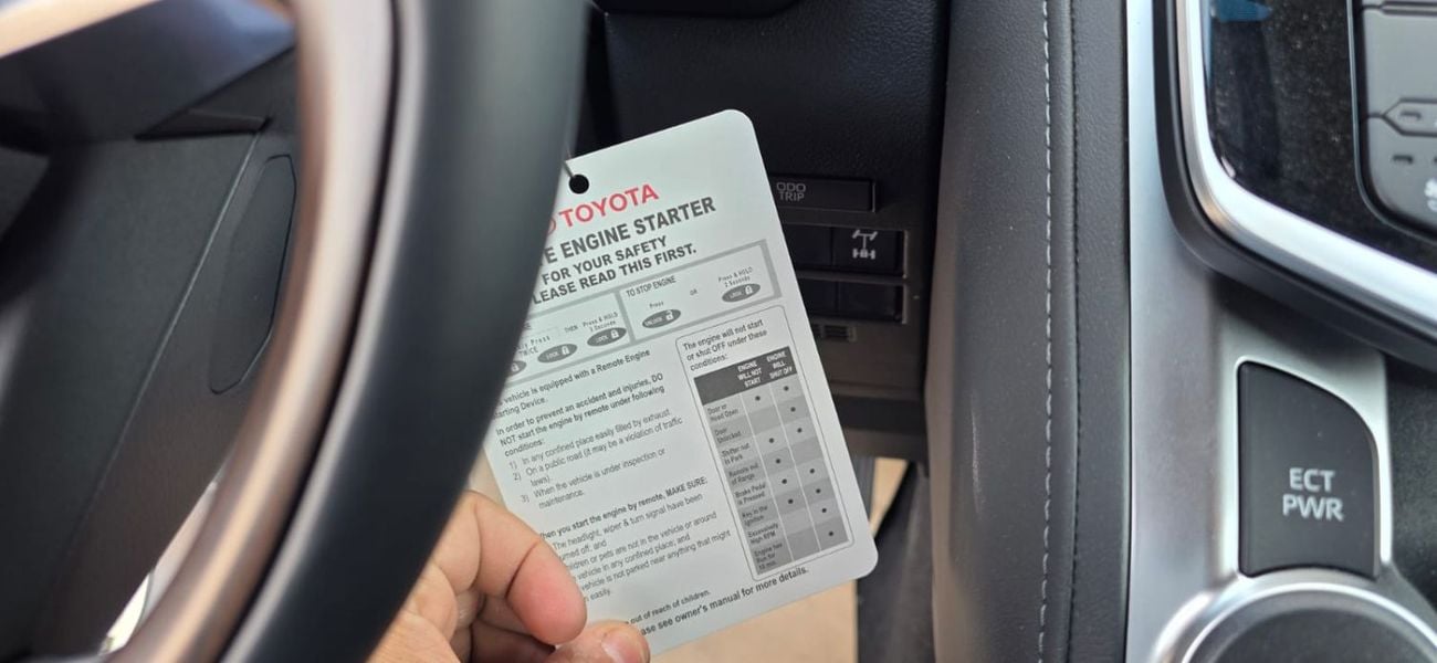 تويوتا لاند كروزر INSIDE BLACK 4.0