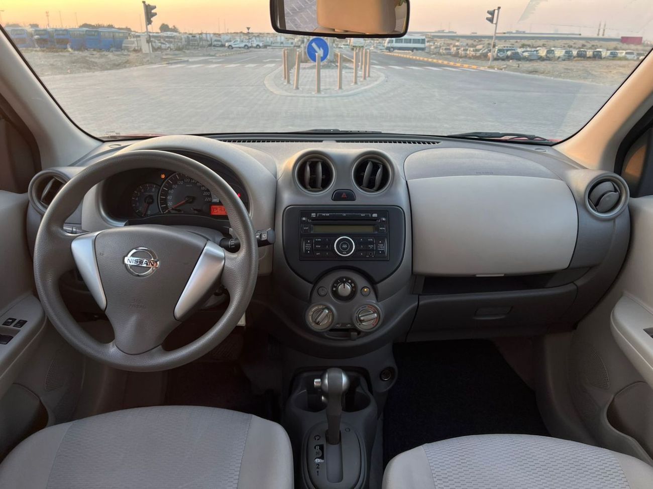 Nissan Micra SV 1.5L (100 HP)