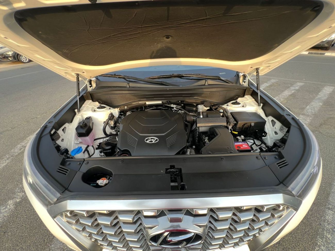 هيونداي باليساد 2022 Hyundai Palisade Full Option Sunroof -3.8L-V6-Rear Camera & sensor -Leather Seat- -