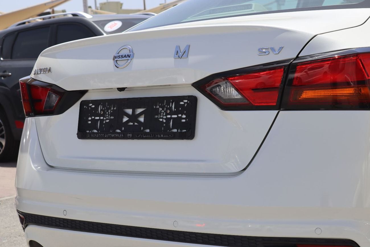 نيسان ألتيما SV