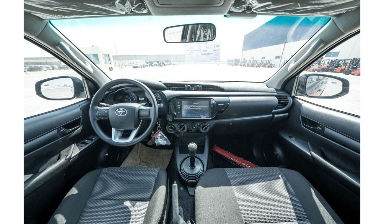 Toyota Hilux HILUX 2.4 DSL 4x4 DC MANUAL TRANSMISSION WITH DIFF LOCK 2023 MODEL