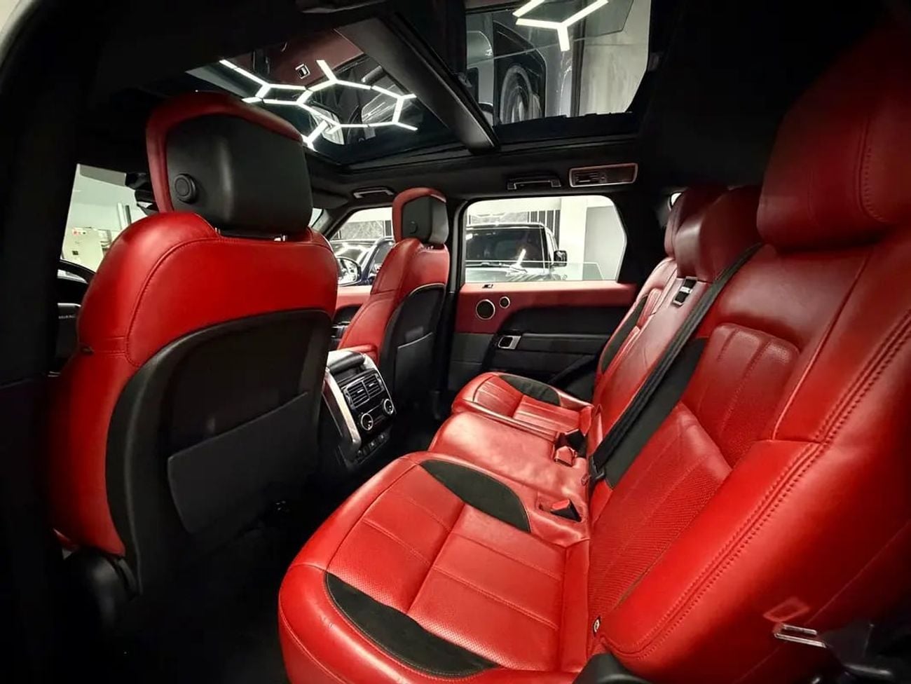 Land Rover Range Rover Sport HSE DYNAMIC