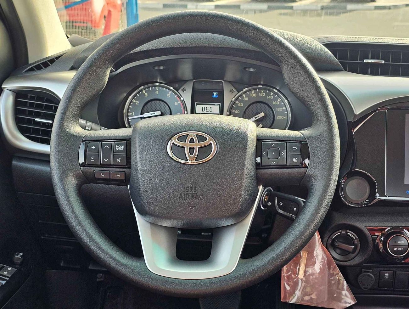 Toyota Hilux A/T, 2.7L PETROL, DVD + CAMERA, AUTO A/C, 4WD (CODE # HPDWAM2)