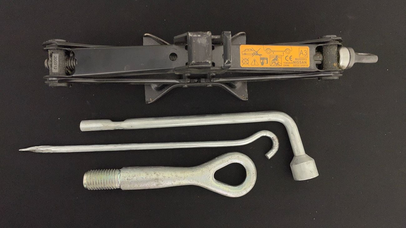 Nissan Sunny SV 1.5 | Zero Down Payment | Home Test Drive