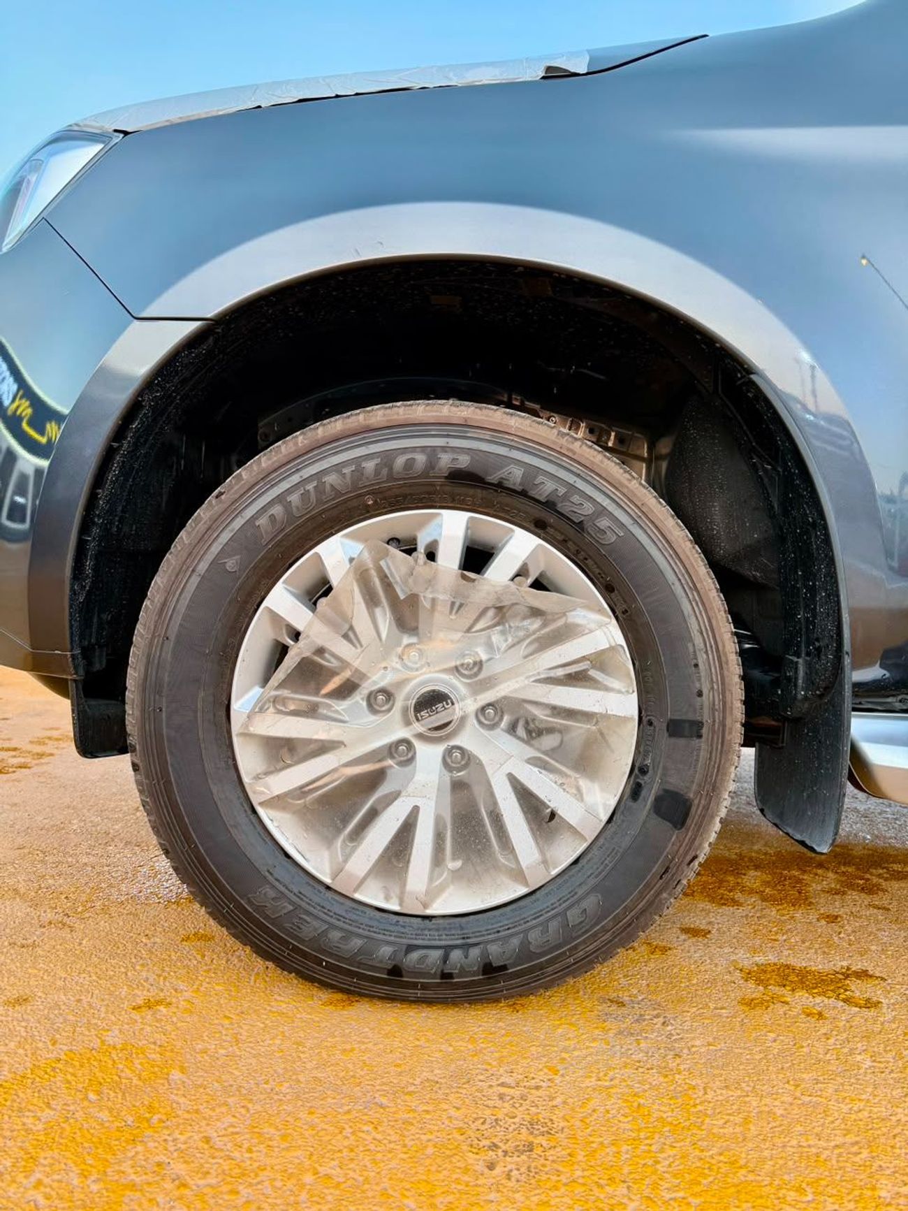 Isuzu D-MAX ISUZU DMaX - 3.0L - CREW CaB - 4WD - LS - 2027 - GREY