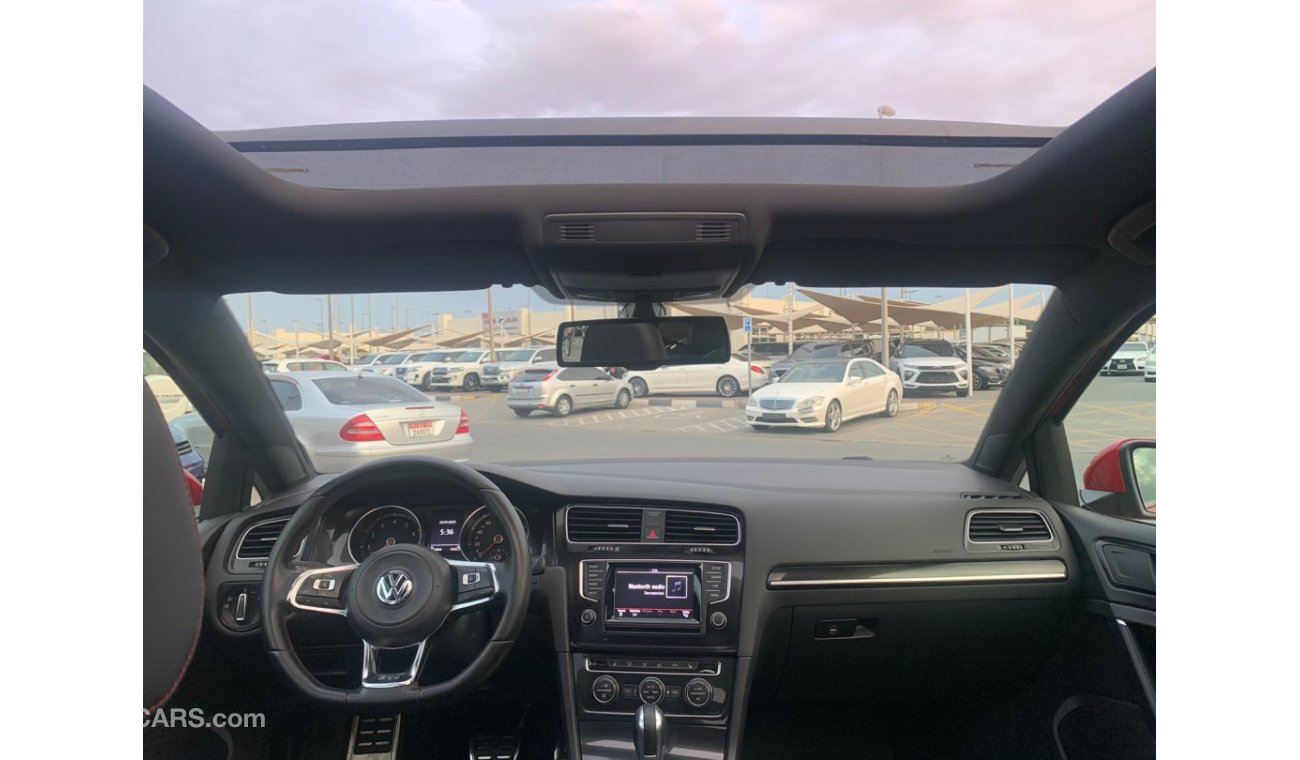 فولكس واجن جولف Volkswagen Golf GTI_Gcc_2016_Excellent_Condition _Full option