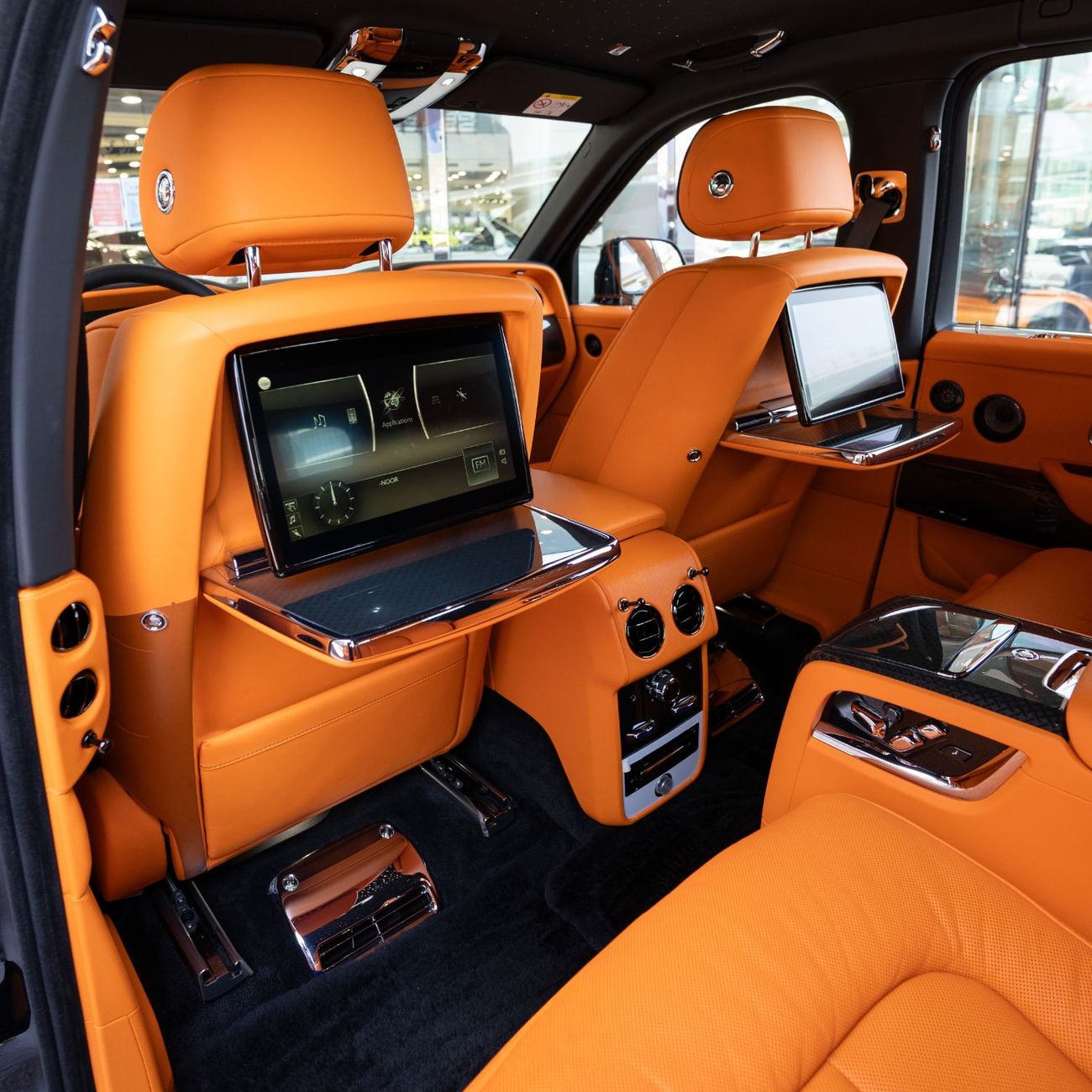 رولز رويس كولينان 2024 ROLLS ROYCE CULLINAN BLACK BADGE DONE ONLY 6000KM