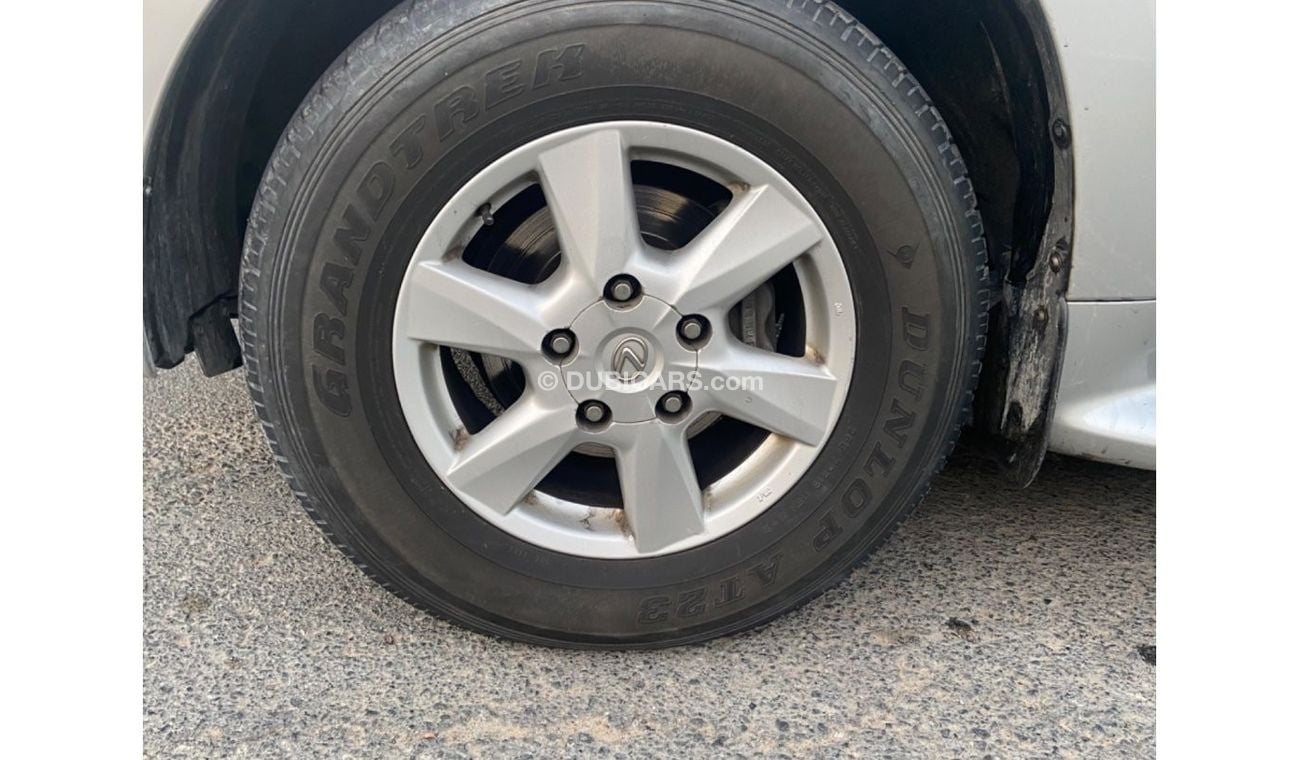 Lexus LX 570 exus LX 570 model 2011  G cc full options accident free original pant very very good condition clean