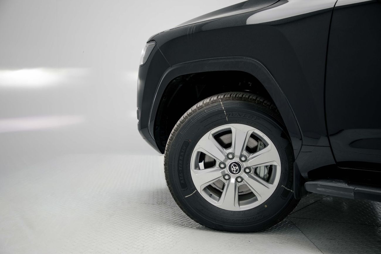 تويوتا لاند كروزر EXR 3.3L - Attitude Black Inside Black | Export Only