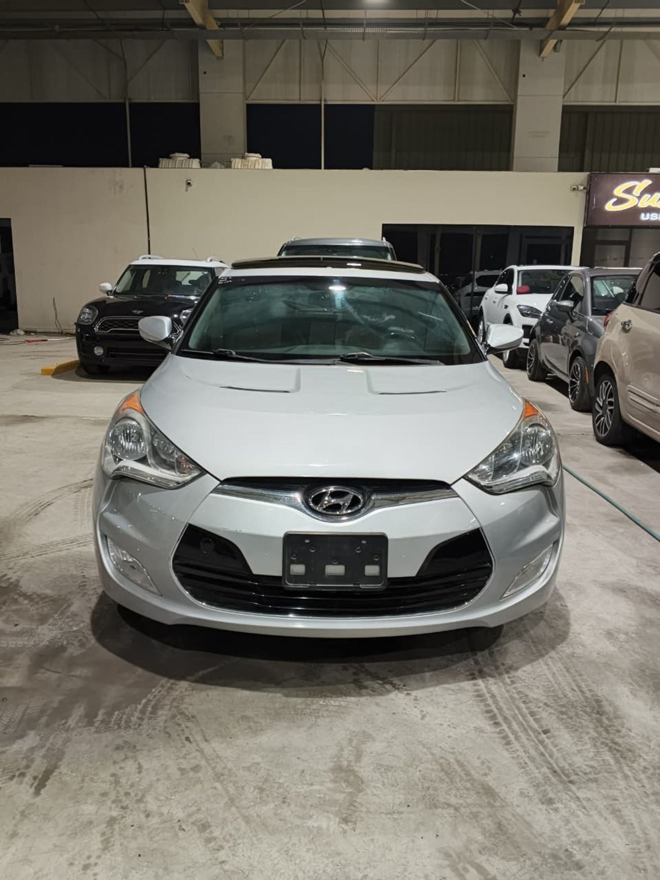 Hyundai Veloster Sleek & Sporty! 2015 Hyundai Veloster | Original Paint | 151,907 KM – Premium Choice!