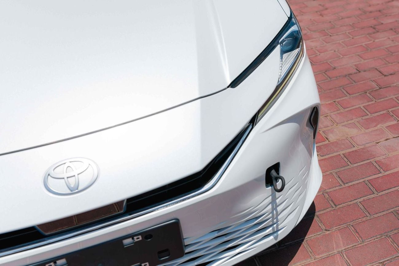 Toyota Camry LUMIERE HEV HEV