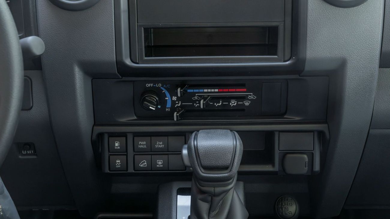 Toyota Land Cruiser 70 LC 78 HARDTOP 4.0L MT TOYOTA LANDCRUISER78 HARDTOP 4.0 AT -2026YM