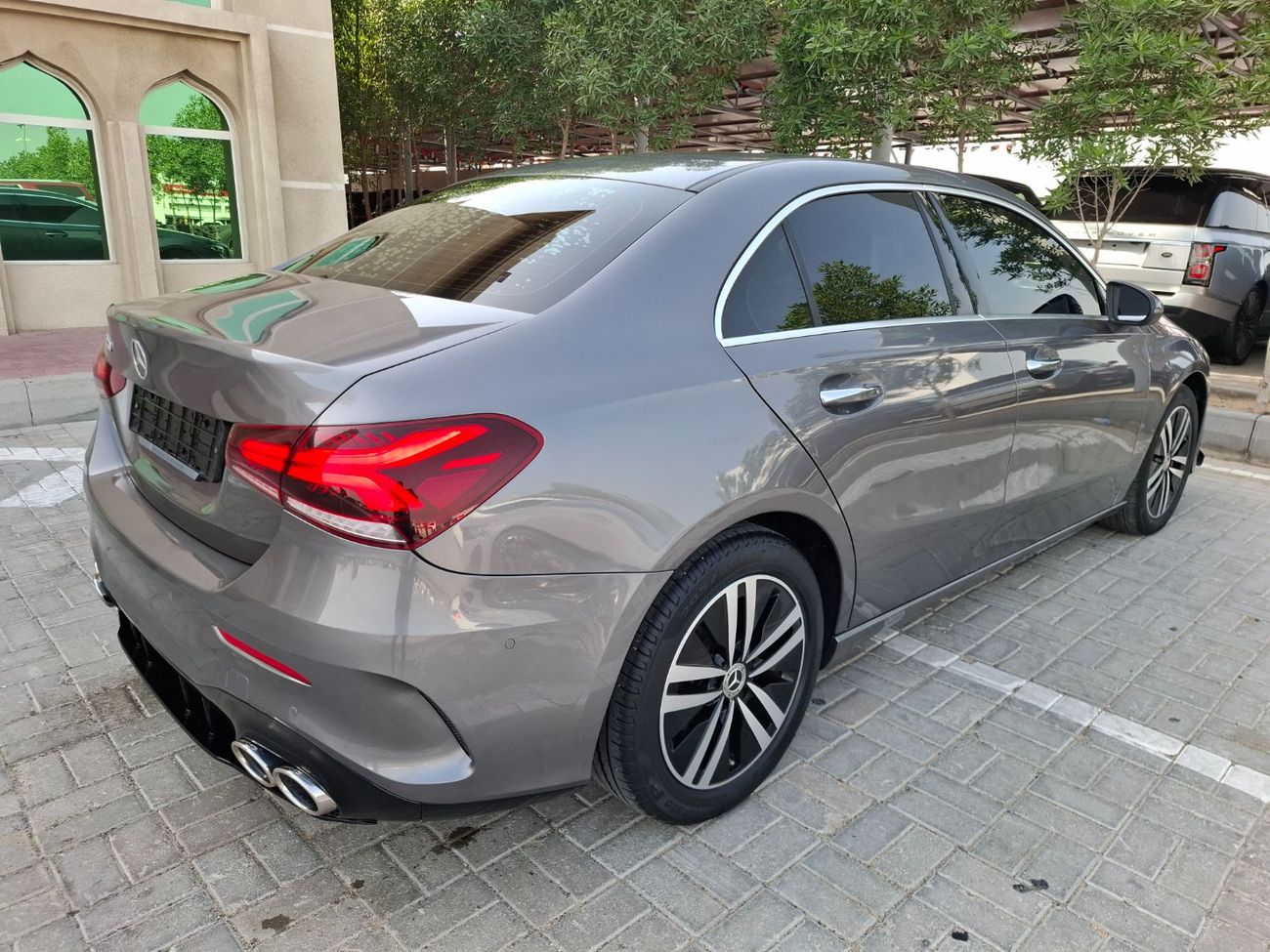 Mercedes-Benz A 220 Mercedes-Benz  A220 2021