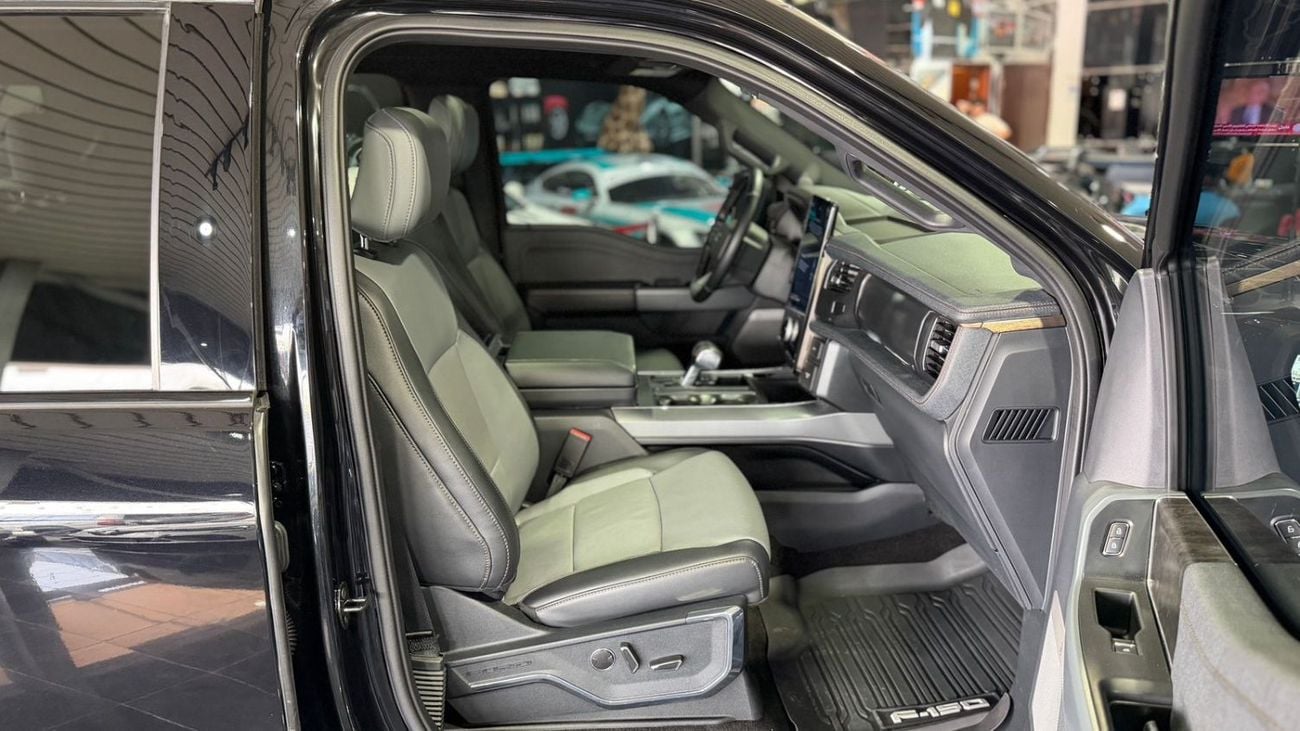 فورد F 150 FORD F-150 LIGHTNING LARIAT ,EV, NO ACCIDENT, NO PAINT