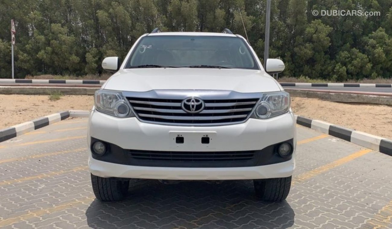 Toyota Fortuner 2014 GXR V6 (Original Paint) Ref# 382