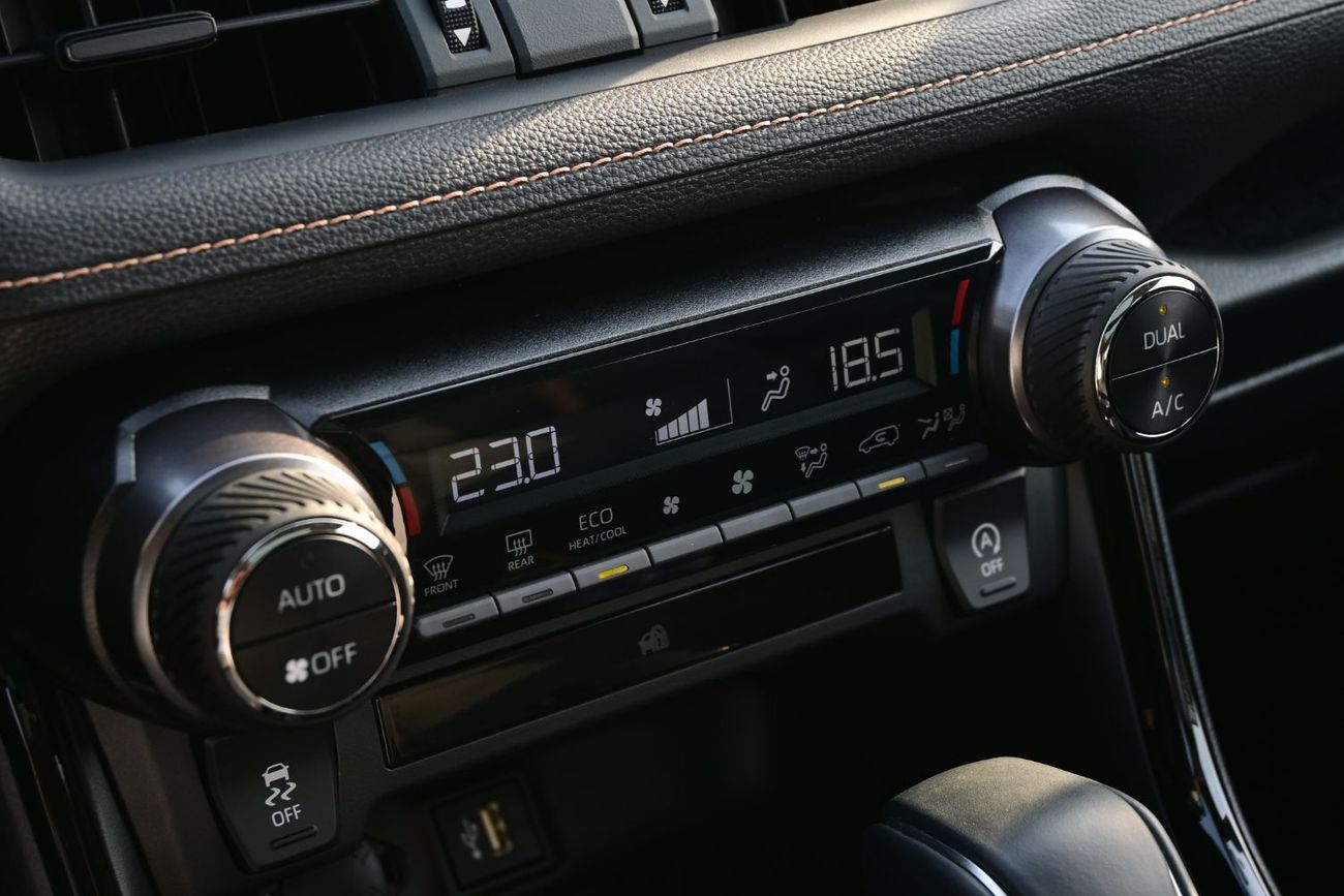 Toyota Wildlander Toyota Wildlander 2.0L Petrol AWD, Model 2025, Color White