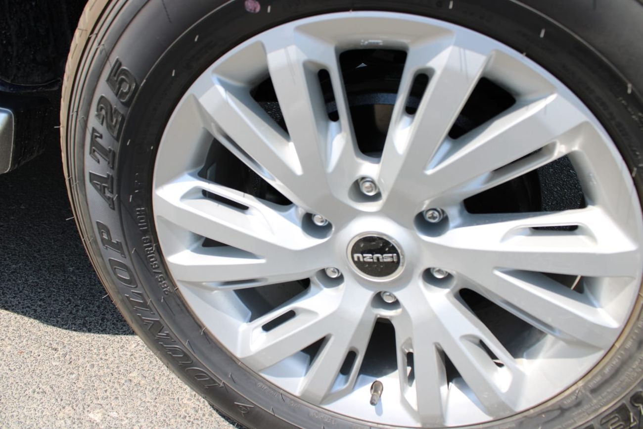 إيسوزو D ماكس ISUZU D-MAX 3.0 LS Crew Cab 4×4 Automatic 2027